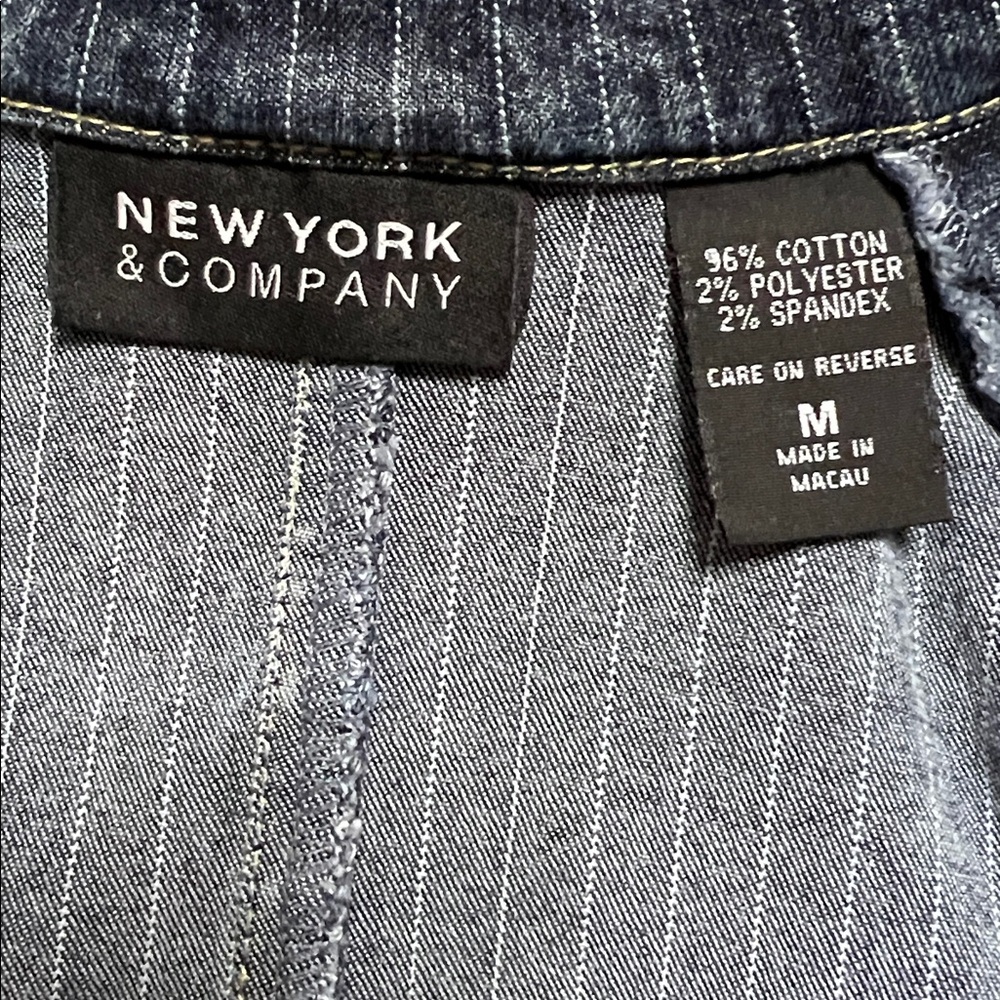 👖🧢🥏EUC New York & Company Striped Denim Jacket - Picture 11 of 13
